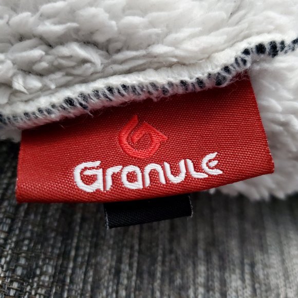 Granule Beanie - Picture 2 of 4